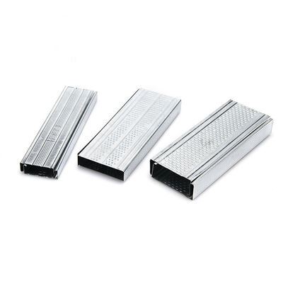 سعر جيد 100mm عرض Furring قناة جدار المسار ضوء مادة الصلب لجدار التقسيم الانترنت