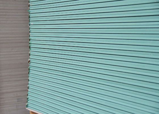 سعر جيد 1200ملم عرض ألواح الجبس الخضراء ألواح الجبس المقاومة للماء لألواح الجدار الجاف والسقف الانترنت