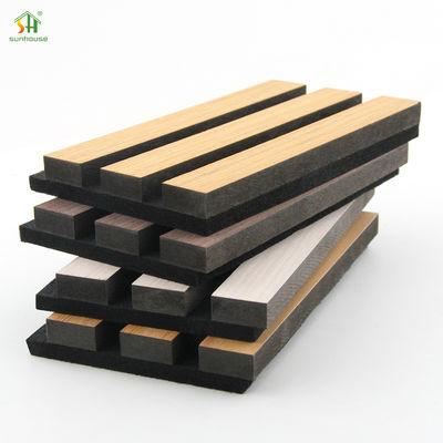 سعر جيد Customized 550kg/m3 ~ 880kg/m3 Density Black MDF+Polyester Fiber Acoustic Slat Wall Panel with More than 5 Years Warranty الانترنت