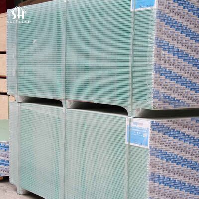 سعر جيد مقاومة للرطوبة الجبس المشترك لوحة الجبس للسقف والحوافز الألوان خفيفة الوزن مقاومة للحريق سطح ناعم مستقر الانترنت